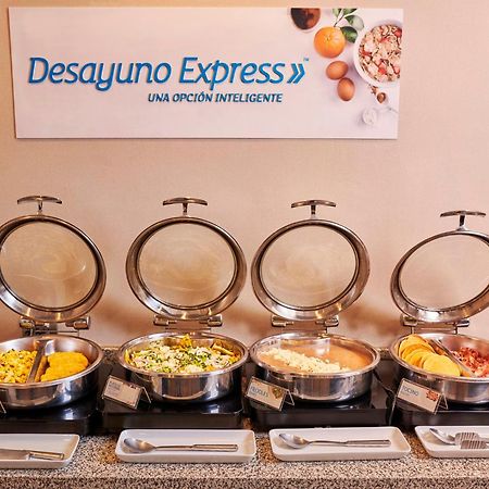 Holiday Inn Express & Suites Chihuahua Juventud By Ihg Екстер'єр фото